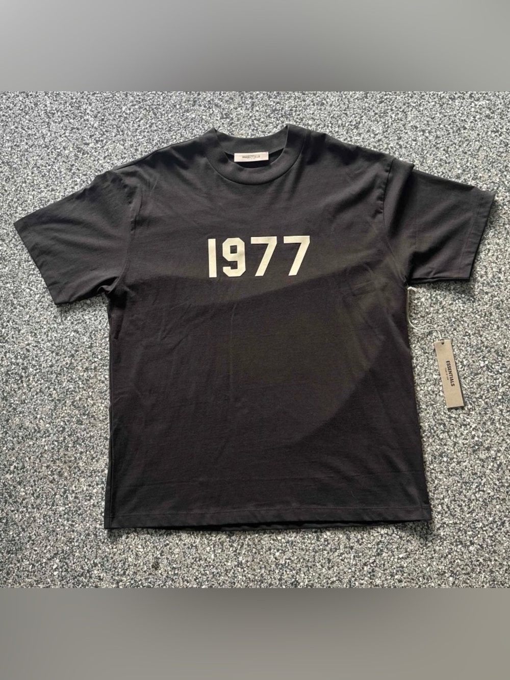 Essentials Black Short-Sleeve Tee with '1977' Graphic